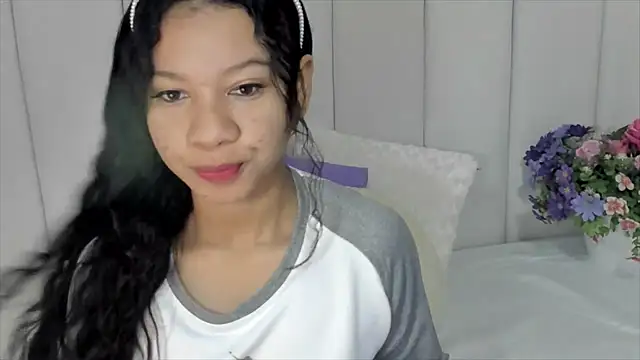 Snapshot of brithany_rousee chatting on 02.05.25 brithany rousee online show from 02.05.25