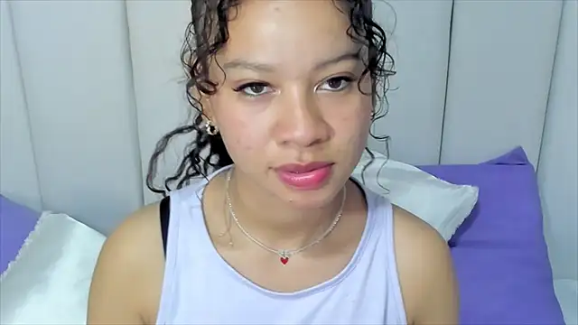 Snapshot of brithany_rousee chatting on 02.12.25 brithany rousee online show from 02.12.25