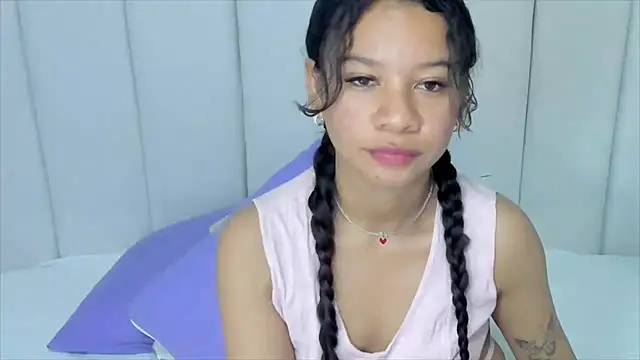 Snapshot of brithany_rousee chatting on 02.13.25 brithany rousee online show from 02.13.25