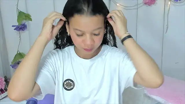 Snapshot of brithany_rousee chatting on 02.27.25 brithany rousee online show from 02.27.25