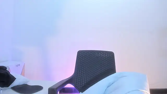 Snapshot of brithany_rousee chatting on 09.19.25 brithany rousee online show from 09.19.25