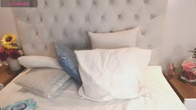 Snapshot of brithany_rousee chatting on 10.14.25 brithany rousee online show from 10.14.25