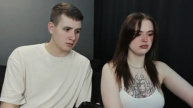 Snapshot of Pinku_kitsune chatting on 02.17.25 Pinku kitsune online show from 02.17.25