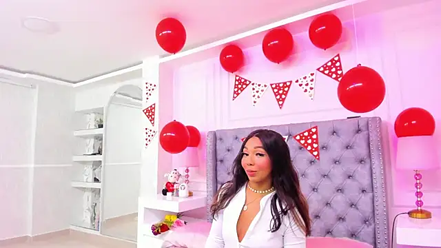 HaileeRoberts online show from 09.21.25