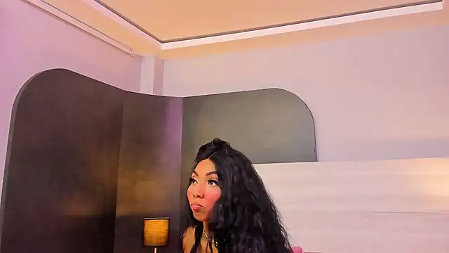 HaileeRoberts online show from 10.23.25