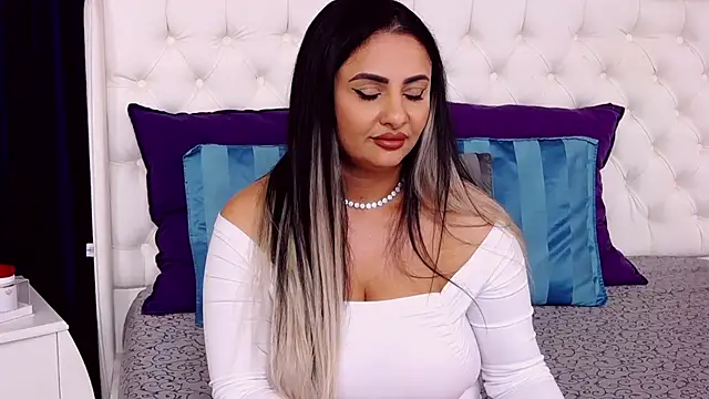 MayaJansen online show from 02.03.25