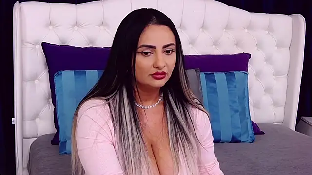 MayaJansen online show from 02.07.25