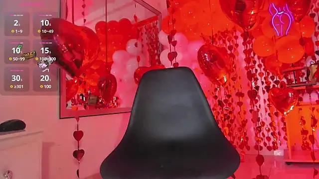 Snapshot of Lia_johnsonn chatting on 02.12.25 Lia johnsonn online show from 02.12.25