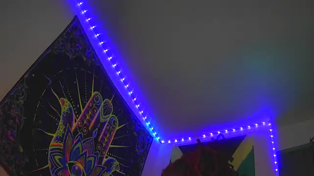 Snapshot of Tatithegoddess chatting on 12.13.24 Tatithegoddess online show from 12.13.24