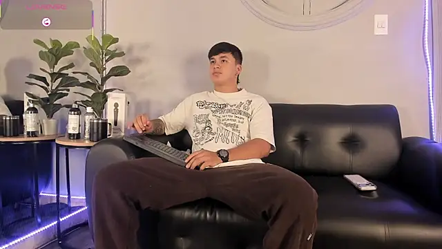 Cristopher strong online show from 04.08.26