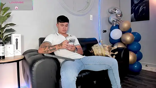 Cristopher strong online show from 05.22.26
