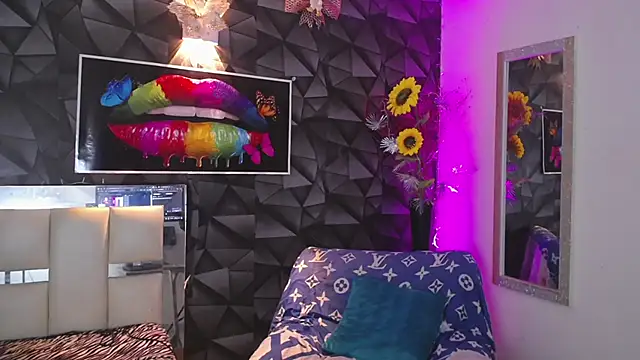 Snapshot of Demitryo chatting on 01.05.25 Demitryo online show from 01.05.25