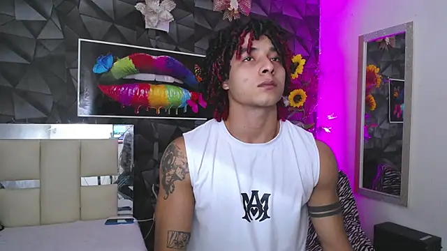 Snapshot of Demitryo chatting on 01.13.25 Demitryo online show from 01.13.25