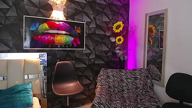 Snapshot of Demitryo chatting on 01.25.25 Demitryo online show from 01.25.25