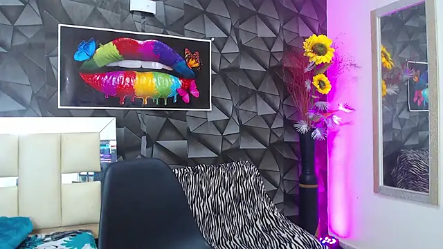 Snapshot of Demitryo chatting on 03.05.25 Demitryo online show from 03.05.25