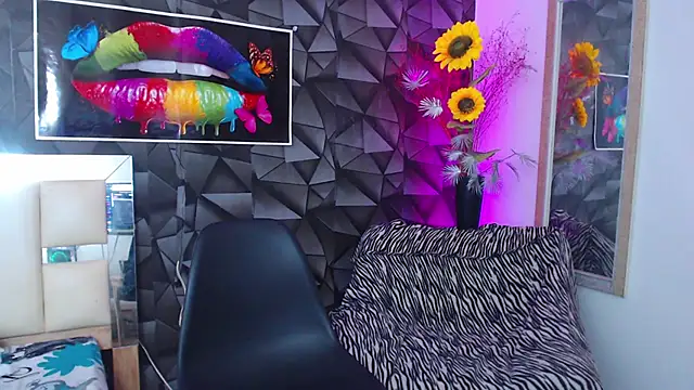 Snapshot of Demitryo chatting on 03.11.25 Demitryo online show from 03.11.25