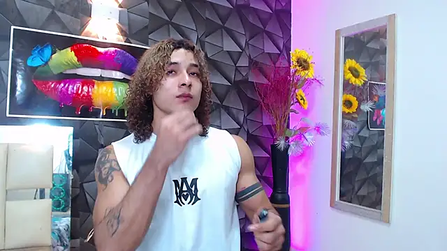 Snapshot of Demitryo chatting on 03.17.25 Demitryo online show from 03.17.25