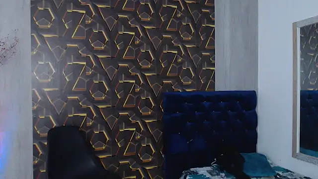 Snapshot of Demitryo chatting on 03.21.25 Demitryo online show from 03.21.25