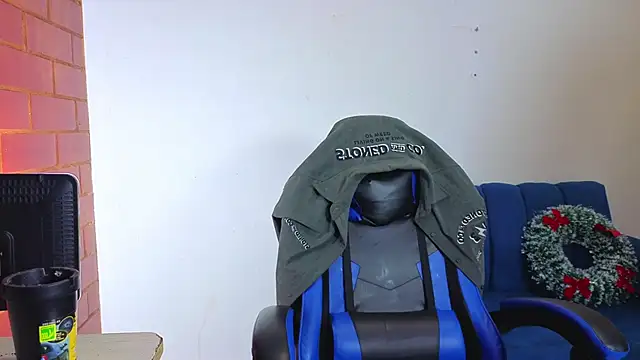 Demitryo online show from 11.23.25