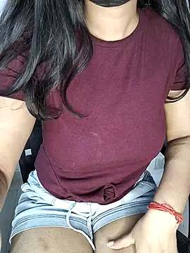 Ms Neera online show from 03.03.25