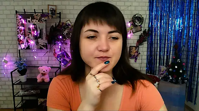 Darina M  online show from 01.15.25