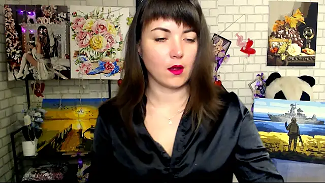 Snapshot of Darina_M_ chatting on 10.02.25 Darina M online show from 10.02.25