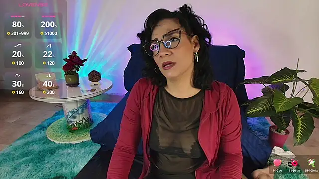 Elliee  online show from 02.24.25