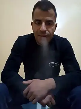 Snapshot of Bisex_activ19 chatting on 12.22.24 Bisex activ19 online show from 12.22.24