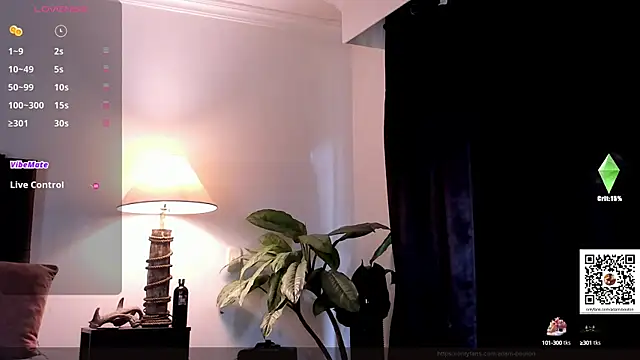 Snapshot of ADAM_BOUTON_ chatting on 10.15.25 ADAM BOUTON online show from 10.15.25