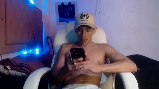 Snapshot of Iruma_fat_dick777 chatting on 02.03.25 Iruma fat dick777 online show from 02.03.25