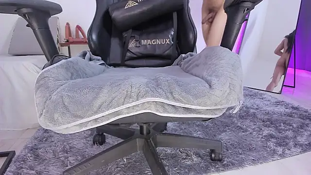 Snapshot of selena_robertss_ chatting on 02.28.26 selena robertss online show from 02.28.26