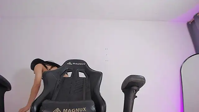 Snapshot of selena_robertss_ chatting on 03.13.26 selena robertss online show from 03.13.26