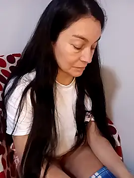 renata hot1 online show from 01.27.25