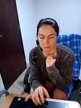 renata hot1 online show from 02.12.25