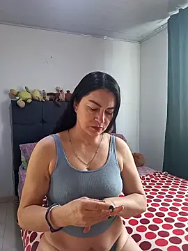 renata hot1 online show from 09.15.25