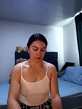 renata hot1 online show from 11.20.25