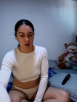 renata hot1 online show from 02.25.26