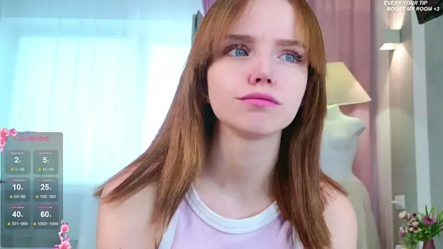 Snapshot of b4by_LoL1 chatting on 10.08.25 b4by LoL1 online show from 10.08.25