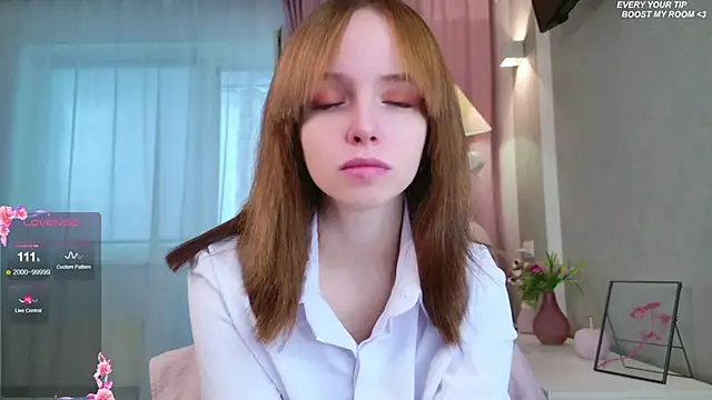 Snapshot of b4by_LoL1 chatting on 10.12.25 b4by LoL1 online show from 10.12.25