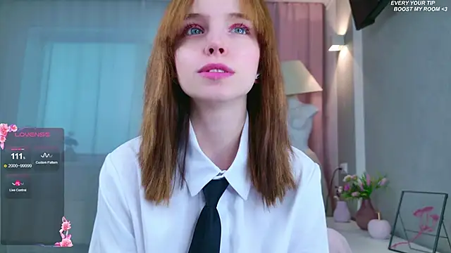 Snapshot of b4by_LoL1 chatting on 10.17.25 b4by LoL1 online show from 10.17.25