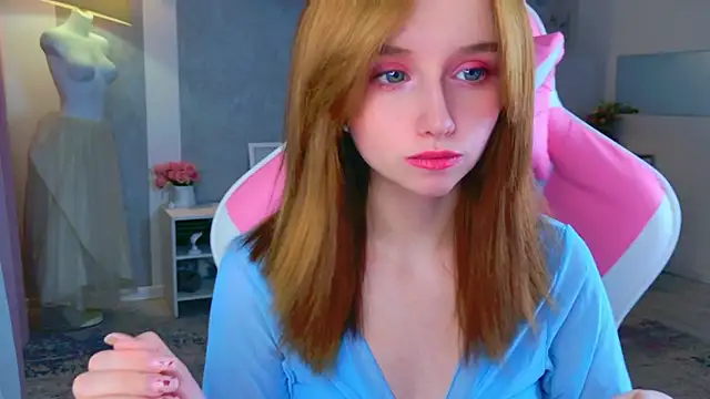 b4by LoL1 online show from 11.30.25