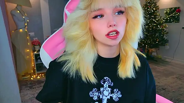 b4by LoL1 online show from 01.17.26