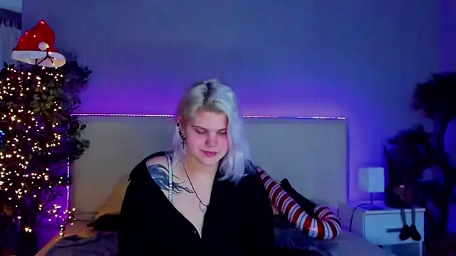 JoannLowe online show from 12.23.24