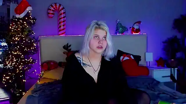 JoannLowe online show from 12.24.24