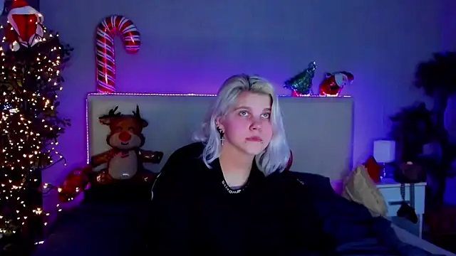 JoannLowe online show from 12.31.24