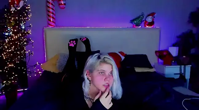 JoannLowe online show from 01.02.25