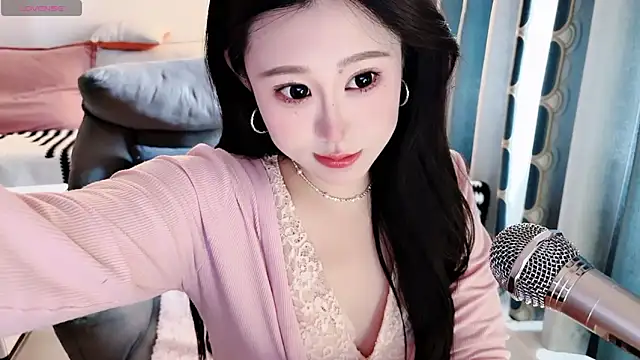 QQ-tutu online show from 12.01.25