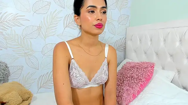TianaReedd online show from 12.06.24