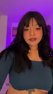 Snapshot of Ashley_Chriss chatting on 05.17.26 Ashley Chriss online show from 05.17.26