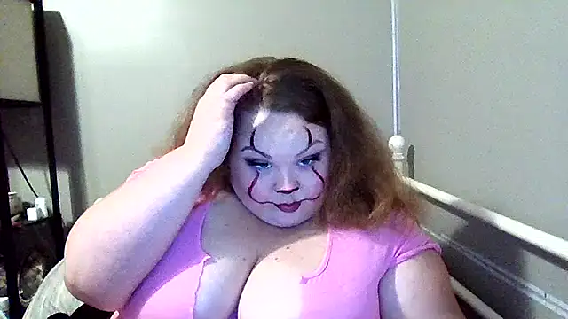 Snapshot of _GodessIsabella_97 chatting on 10.30.25 GodessIsabella 97 online show from 10.30.25